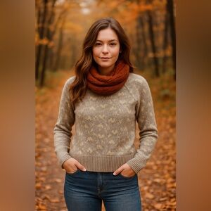 EUC Athleta Women’s Merino Wool Blend Leopard Crewneck Sweater in Gray/Cream Lg